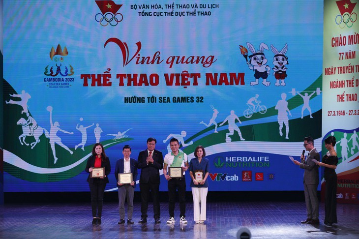 Herbalife đồng hành tổ chức chương trình Vinh Quang Thể Thao Việt Nam - Ảnh 4. Herbalife đồng hành tổ chức chương trình Vinh Quang Thể Thao Việt Nam - Ảnh 4.