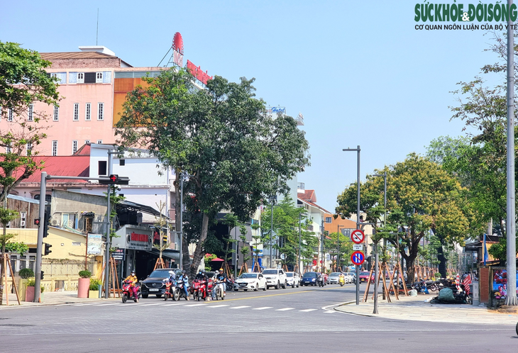 Diện mạo phố đi bộ 97 tỷ đồng ở Huế trước ngày chính thức đưa vào hoạt động - Ảnh 1. Diện mạo phố đi bộ 97 tỷ đồng ở Huế trước ngày chính thức đưa vào hoạt động - Ảnh 1.