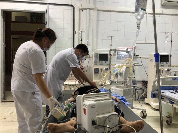 Cấp cứu bệnh nhân vỡ bàng quang trong phúc mạc sau tai nạn giao thông - Ảnh 1.