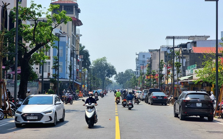 Diện mạo phố đi bộ gần 100 tỷ đồng ở Huế trước ngày chính thức đưa vào hoạt động