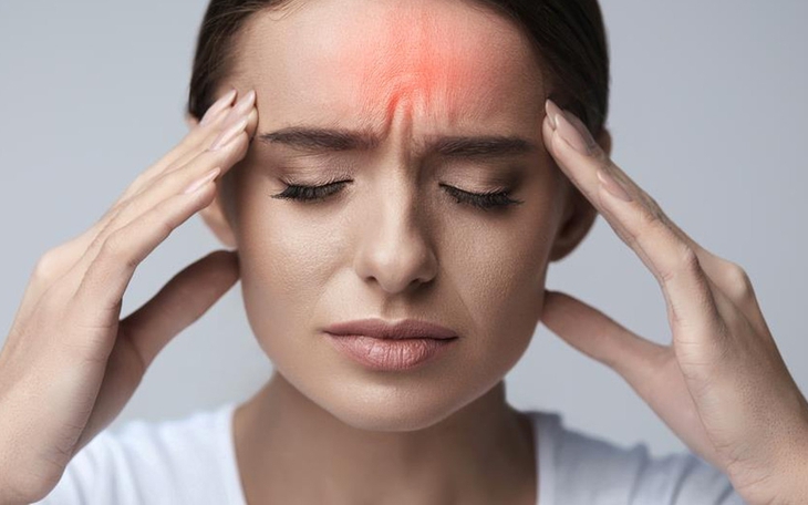 Hoa mắt, chóng mặt khi thay đổi tư thế là bệnh gì?