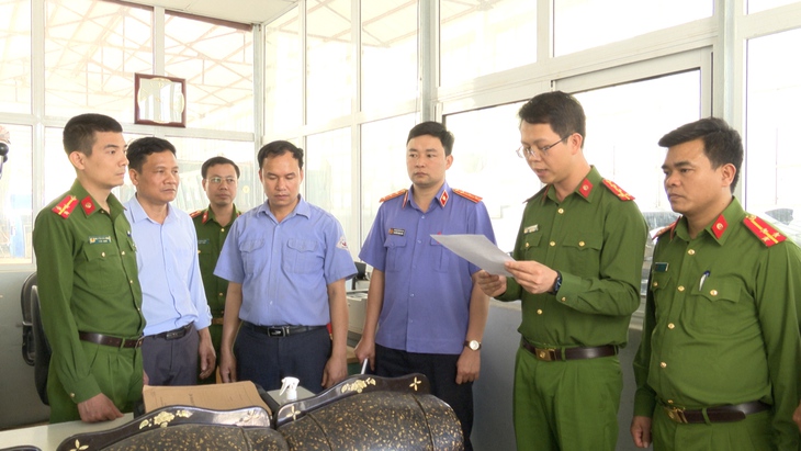 Tạm giữ hình sự 1 nhân viên trung tâm đăng kiểm tỉnh Lai Châu - Ảnh 1. Tạm giữ hình sự 1 nhân viên trung tâm đăng kiểm tỉnh Lai Châu - Ảnh 1.