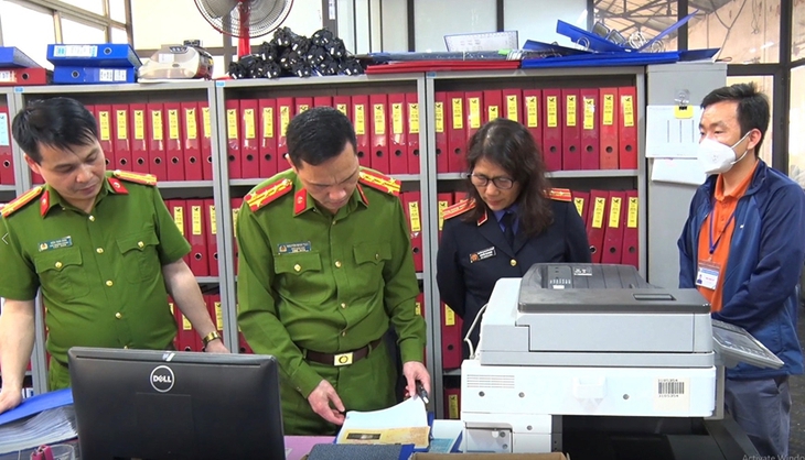 Phê chuẩn khởi tố Giám đốc Công ty Đăng kiểm ở Lạng Sơn - Ảnh 2. Phê chuẩn khởi tố Giám đốc Công ty Đăng kiểm ở Lạng Sơn - Ảnh 2.
