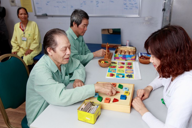 1,8 triệu người Việt mắc sa sút trí tuệ trong tương lai, Việt Nam có Trung tâm nghiên cứu trí nhớ và sa sút trí tuệ đầu tiên - Ảnh 2. 1,8 triệu người Việt mắc sa sút trí tuệ trong tương lai, Việt Nam có Trung tâm nghiên cứu trí nhớ và sa sút trí tuệ đầu tiên - Ảnh 2.