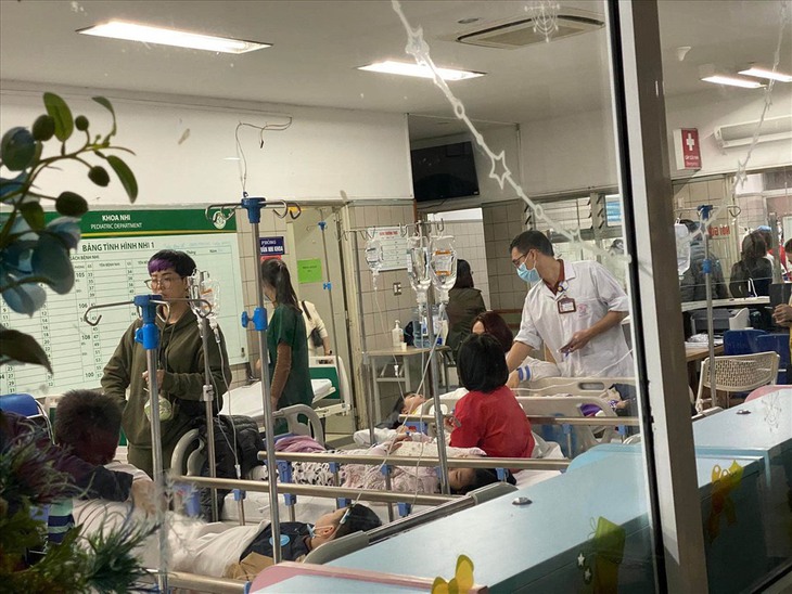 Vụ hơn 50 học sinh nghi ngộ độc khi đi dã ngoại: Thực đơn bữa ăn có những món gì? - Ảnh 2. Vụ hơn 50 học sinh nghi ngộ độc khi đi dã ngoại: Thực đơn bữa ăn có những món gì? - Ảnh 2.