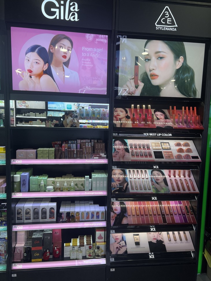 Cẩn thận mua nhầm son 3CE Stylenanda không chính hãng - Ảnh 3.