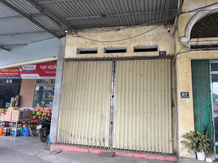 Vụ bé trai 17 tháng tuổi tử vong: Cô giáo khai đạp vào ngực, dẫm vào đầu nạn nhân - Ảnh 2. Vụ bé trai 17 tháng tuổi tử vong: Cô giáo khai đạp vào ngực, dẫm vào đầu nạn nhân - Ảnh 2.