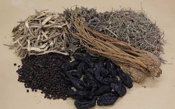 3 bài thuốc đông y hỗ trợ điều trị viêm xoang, giảm triệu chứng