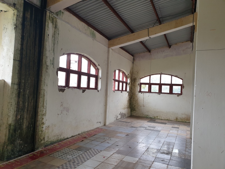 Hình ảnh nhếch nhác của những khu chợ bỏ hoang trong lòng TP. Đồng Hới - Ảnh 18.