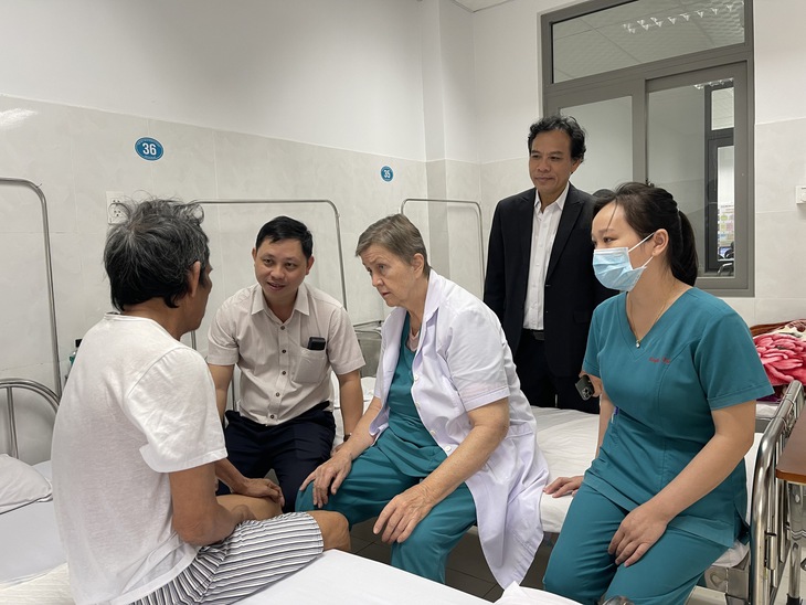Bệnh Viện Y học cổ truyền Đà Nẵng: Kết hợp đông tây y nâng cao chất lượng khám, điều trị bệnh nhân - Ảnh 2.