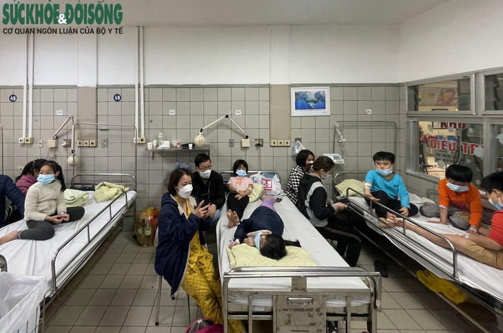Cần làm gì để đảm bảo trẻ không bị ngộ độc khi đi dã ngoại? - Ảnh 1.