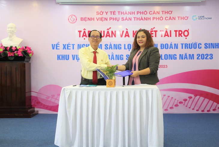 Triển khai chương trình xét nghiệm gen triSureFirst miễn phí cho thai phụ: "Đừng để bệnh Down là nỗi lo của mẹ" - Ảnh 1.