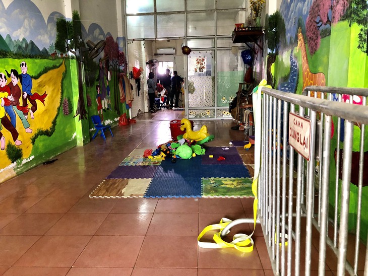 Làm rõ trách nhiệm của cơ quan quản lý vụ bé trai 17 tháng tuổi tử vong ở cơ sở không phép - Ảnh 4.