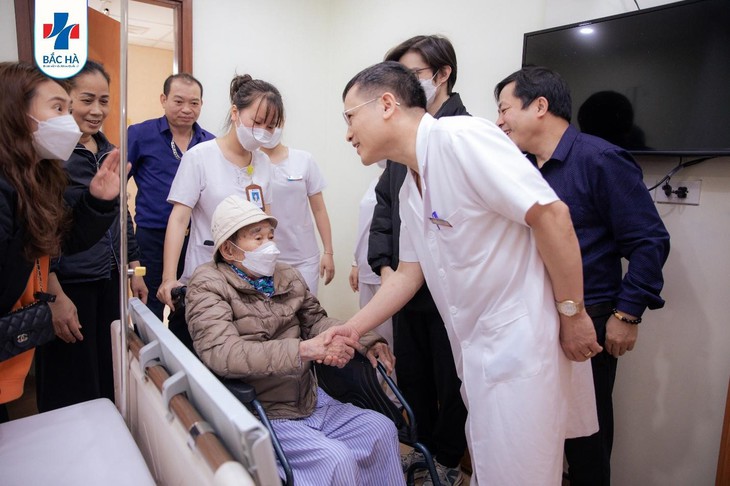 Sự thấu hiểu, đồng cảm của bác sĩ là liều thuốc tinh thần dành cho bệnh nhân - Ảnh 2. Sự thấu hiểu, đồng cảm của bác sĩ là liều thuốc tinh thần dành cho bệnh nhân - Ảnh 2.