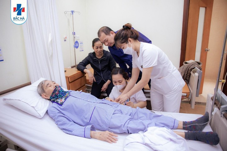 Sự thấu hiểu, đồng cảm của bác sĩ là liều thuốc tinh thần dành cho bệnh nhân - Ảnh 3. Sự thấu hiểu, đồng cảm của bác sĩ là liều thuốc tinh thần dành cho bệnh nhân - Ảnh 3.