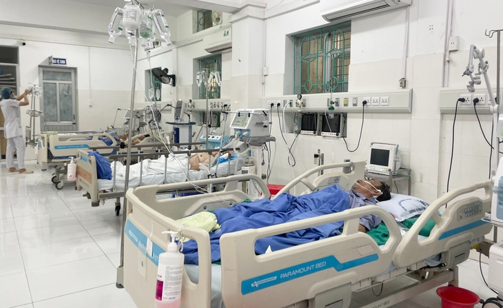 Cấp cứu thành công cho nữ bệnh nhân bị ngất do ngộ độc rượu - Ảnh 2. Cấp cứu thành công cho nữ bệnh nhân bị ngất do ngộ độc rượu - Ảnh 2.