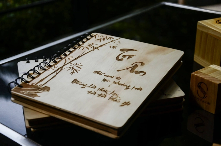 Gợi ý quà tặng 8/3 ý nghĩa nhất dành cho một nửa thế giới - Ảnh 5. Gợi ý quà tặng 8/3 ý nghĩa nhất dành cho một nửa thế giới - Ảnh 5.