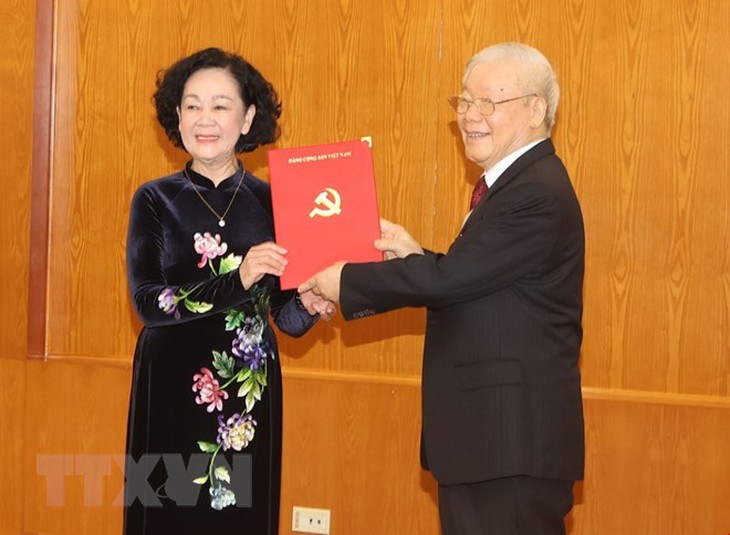 Bà Trương Thị Mai giữ chức Thường trực Ban Bí thư khóa XIII - Ảnh 2. Bà Trương Thị Mai giữ chức Thường trực Ban Bí thư khóa XIII - Ảnh 2.