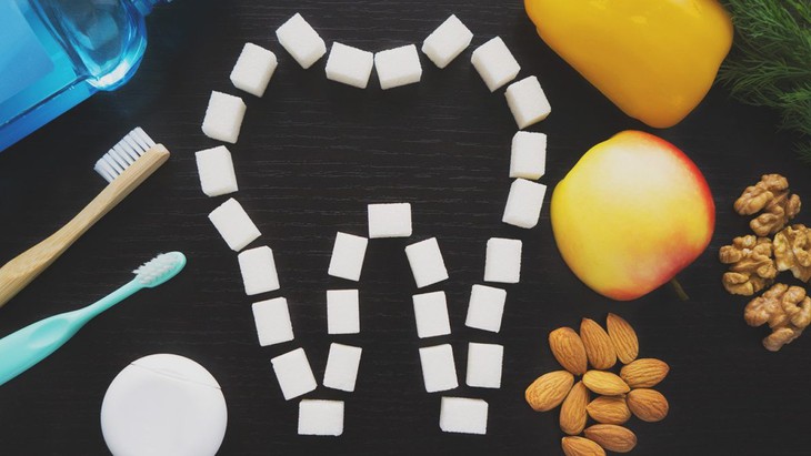 Chế độ ăn uống thực sự ảnh hưởng nhiều tới sức khỏe răng miệng của bạn, quan trọng hơn cả đánh răng - Ảnh 3.