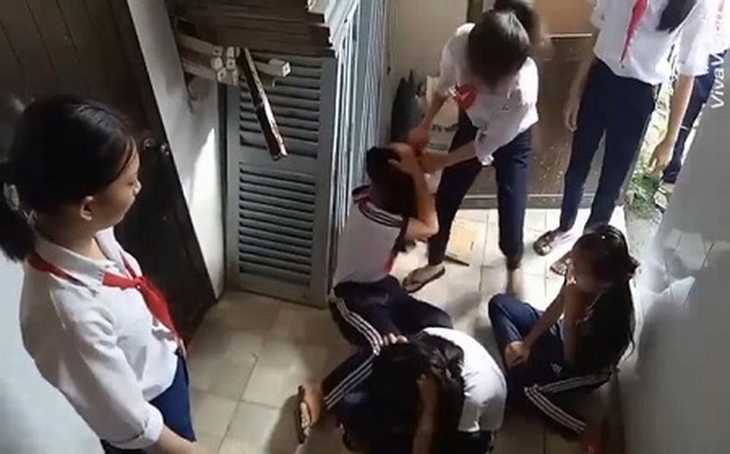 Bạo lực học đường - hậu quả khôn lường với sức khỏe tinh thần - Ảnh 2.