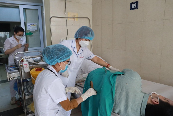 Sốt cao, đau đầu dữ dội, nam thanh niên bất ngờ được phát hiện bệnh viêm màng não thường gặp ở trẻ em - Ảnh 1. Sốt cao, đau đầu dữ dội, nam thanh niên bất ngờ được phát hiện bệnh viêm màng não thường gặp ở trẻ em - Ảnh 1.