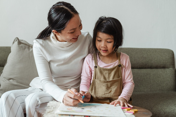 Hỏi đáp: Làm thế nào để trẻ nhanh biết nói? - Ảnh 1.