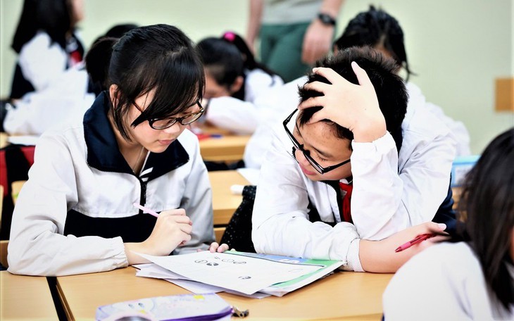 Vì sao nhiều trường THPT chuyên vẫn tuyển sinh hệ không chuyên?