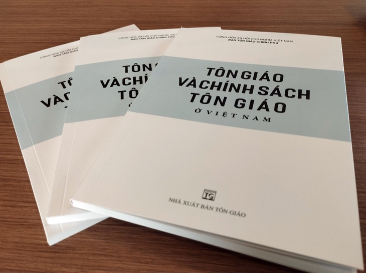 Ra mắt Sách trắng 'Tôn giáo và chính sách tôn giáo ở Việt Nam' - Ảnh 2.