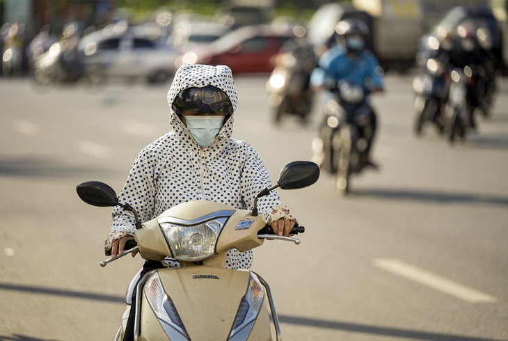 Thời tiết hôm nay (10/3): Bắc Bộ tăng nhiệt, có nơi vượt 30 độ C - Ảnh 1. Thời tiết hôm nay (10/3): Bắc Bộ tăng nhiệt, có nơi vượt 30 độ C - Ảnh 1.