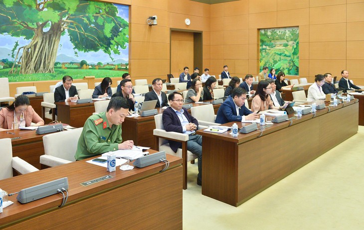 Phiên họp thứ 22 của UBTVQH sẽ cho ý kiến về các nội dung dự kiến trình Quốc hội tại Kỳ họp thứ 5 - Ảnh 3. Phiên họp thứ 22 của UBTVQH sẽ cho ý kiến về các nội dung dự kiến trình Quốc hội tại Kỳ họp thứ 5 - Ảnh 3.