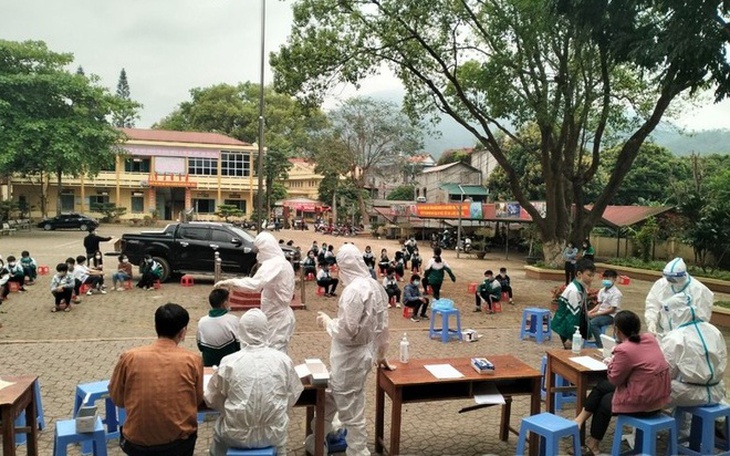 Phát hiện 52 ca mắc COVID-19 trong một trường học ở Lào Cai