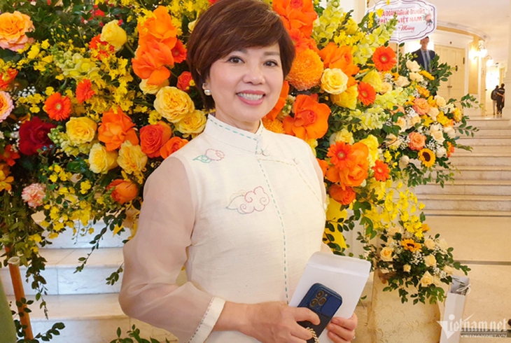 NSƯT Ngọc Huyền tuổi hưu: Có người 'để ý' nhưng chỉ coi như bạn bè sau biến cố hôn nhân với NSƯT Chí Trung? - Ảnh 2. NSƯT Ngọc Huyền tuổi hưu: Có người 'để ý' nhưng chỉ coi như bạn bè sau biến cố hôn nhân với NSƯT Chí Trung? - Ảnh 2.