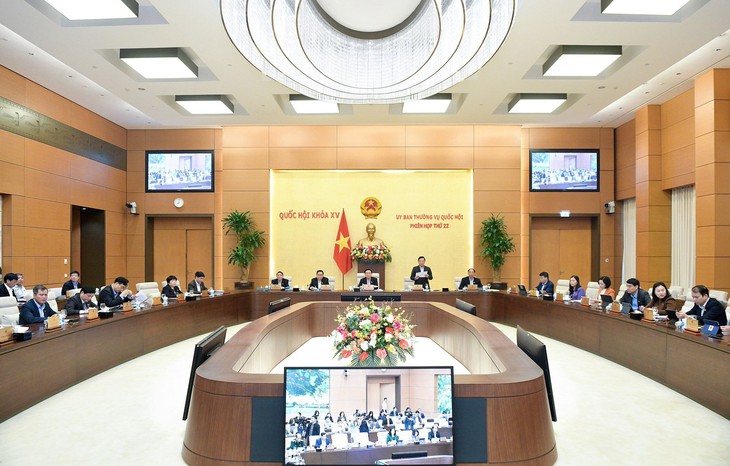 Chủ tịch Quốc hội đánh giá cao Đoàn giám sát triển khai công việc công rất công phu - Ảnh 1. Chủ tịch Quốc hội đánh giá cao Đoàn giám sát triển khai công việc công rất công phu - Ảnh 1.