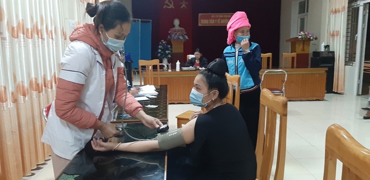 Số ca mắc COVID–19 liên tục tăng, tỉnh Yên Bái tăng cường công tác phòng, chống dịch bệnh - Ảnh 2.