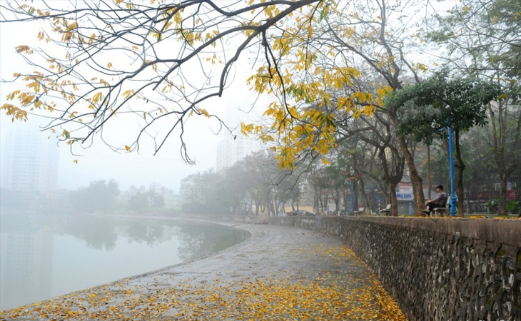 Sương mù nhiều ngày ở miền Bắc có bất thường? - Ảnh 2. Sương mù nhiều ngày ở miền Bắc có bất thường? - Ảnh 2.