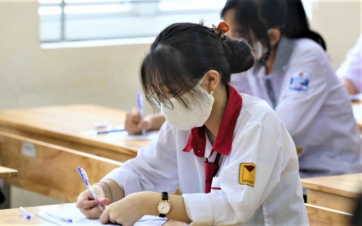 Trường hợp nào thí sinh được đặc cách xét tốt nghiệp THPT?