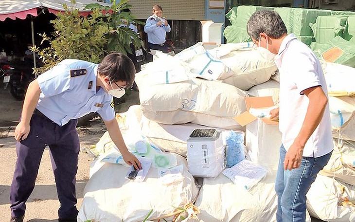 TP.HCM yêu cầu QLTT kiểm soát chặt việc buôn lậu trang thiết bị phục vụ phòng, chống dịch COVID-19