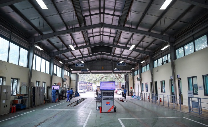 Chấn chỉnh các trung tâm từ chối đăng kiểm xe không chính chủ - Ảnh 3. Chấn chỉnh các trung tâm từ chối đăng kiểm xe không chính chủ - Ảnh 3.