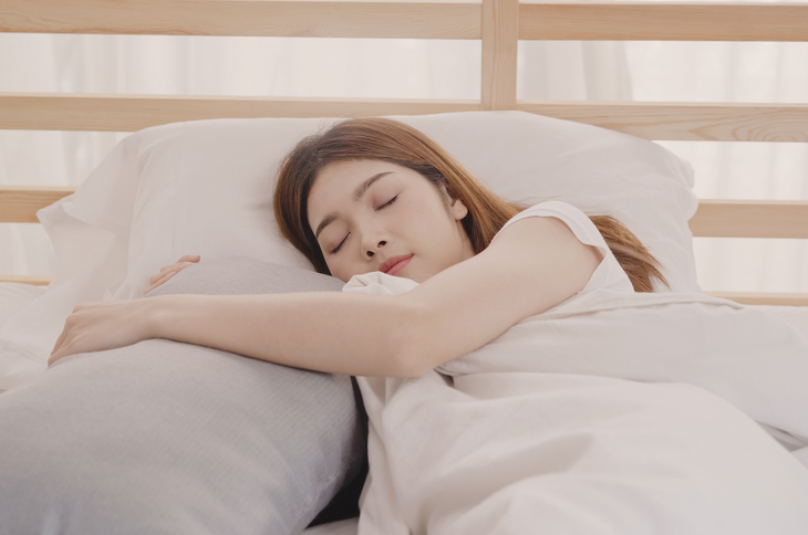 Các biện pháp dưỡng sinh chữa tóc bạc sớm - Ảnh 3.