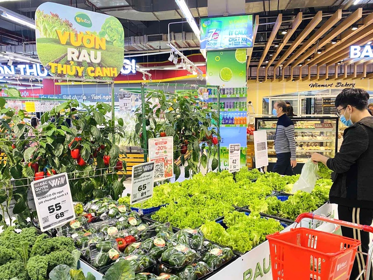 Giá tốt, chương trình hội viên với nhiều ưu đãi đặc quyền giúp WinMart “ghi điểm” với khách hàng - Ảnh 2.
