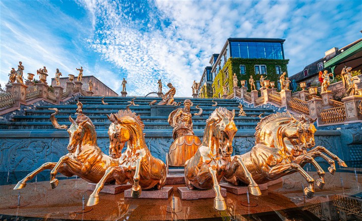 Hé lộ những điểm check in chất lừ tại Sun World Ba Na Hills - Ảnh 2. Hé lộ những điểm check in chất lừ tại Sun World Ba Na Hills - Ảnh 2.