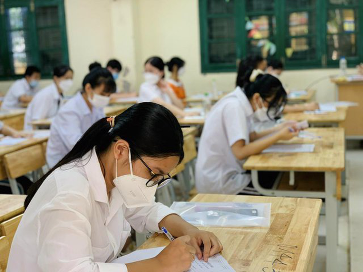 Điểm chuẩn vào 10 tăng liên tiếp trong 3 năm: Học sinh cần có mục tiêu chính xác, tránh ảo tưởng - Ảnh 3.