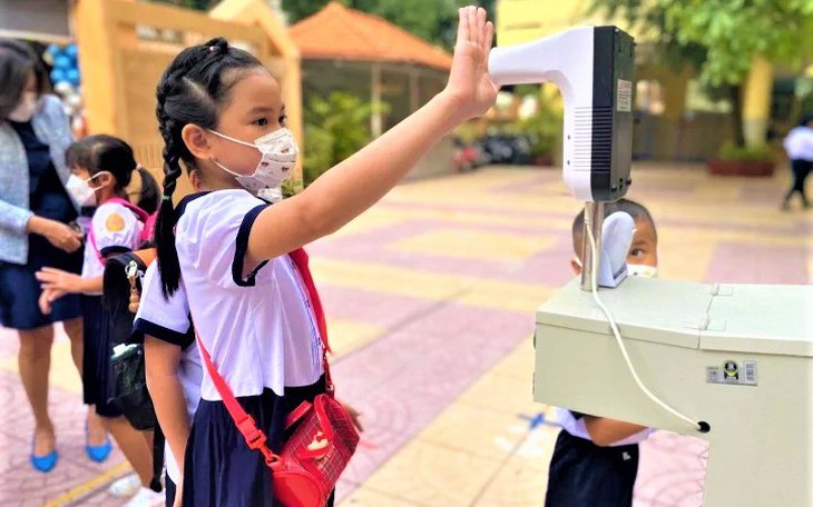 Ca mắc COVID-19 tăng, Sở GD&ĐT 2 tỉnh, thành yêu cầu tăng cường các biện pháp phòng chống