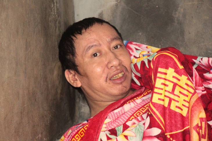 "Ơn này, cả đời mẹ con tôi không bao giờ quên..." - Ảnh 2.