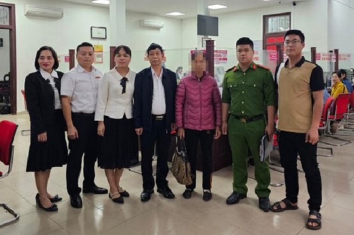 Công an ngăn chặn công an “rởm” lừa đảo 1,1 tỷ đồng - Ảnh 3.