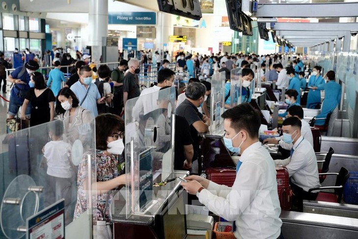 Công điện đảm bảo an toàn giao thông dịp lễ Giỗ Tổ Hùng Vương, 30/4-1/5 và nghỉ hè của Thủ tướng - Ảnh 2. Công điện đảm bảo an toàn giao thông dịp lễ Giỗ Tổ Hùng Vương, 30/4-1/5 và nghỉ hè của Thủ tướng - Ảnh 2.