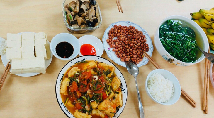 Người ăn chay cần bổ sung thực phẩm nào để tránh bị thiếu chất? - Ảnh 2.