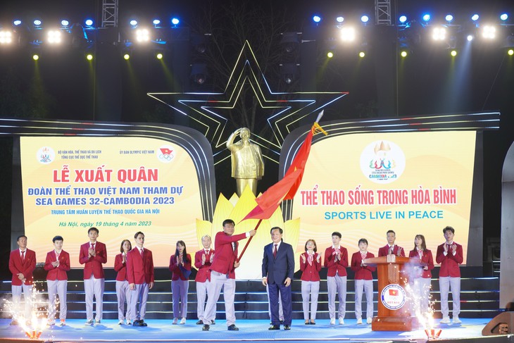 Herbalife đồng hành cùng Lễ xuất quân Đoàn Thể Thao Việt Nam tham dự SEA Games 32 - Ảnh 1. Herbalife đồng hành cùng Lễ xuất quân Đoàn Thể Thao Việt Nam tham dự SEA Games 32 - Ảnh 1.