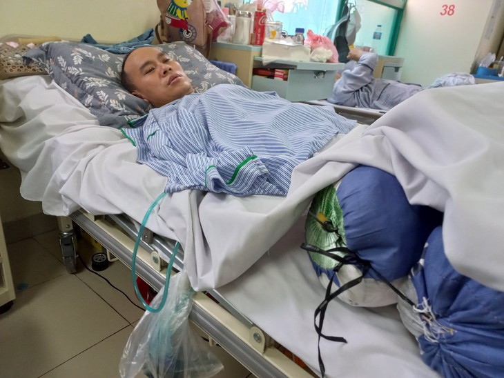 MS 840: Éo le gia cảnh người đàn ông bị cuốn vào máy trộn bê tông - Ảnh 3.