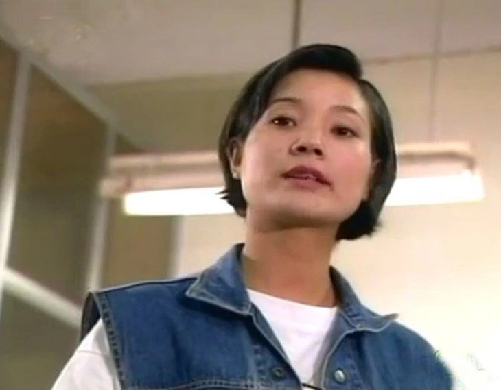 Lệ Hằng 'Hoài That-chơ’: Từ ‘nữ quái màn ảnh nhỏ’ gây sốt thập niên 1990 đến tội phạm vướng vòng lao lý - Ảnh 2. Lệ Hằng 'Hoài That-chơ’: Từ ‘nữ quái màn ảnh nhỏ’ gây sốt thập niên 1990 đến tội phạm vướng vòng lao lý - Ảnh 2.